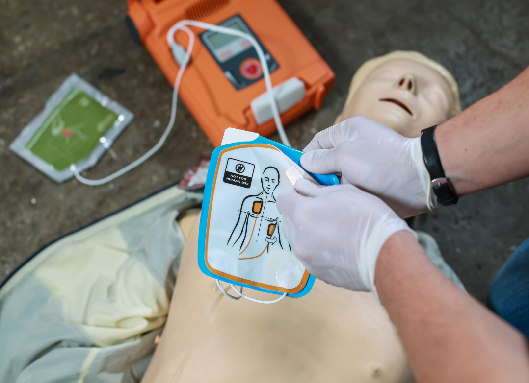 Automated external defibrillator for a Des Moines, IA office