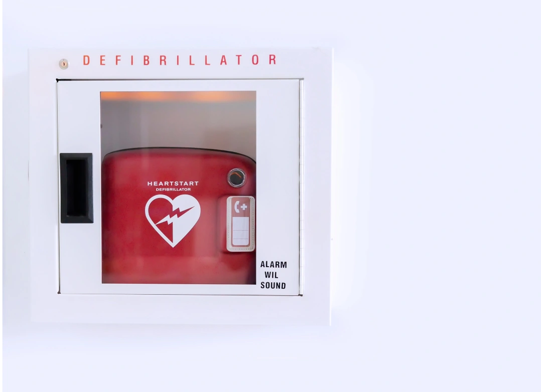 Commercial AED with in-date pads and battery at a Spartanburg business